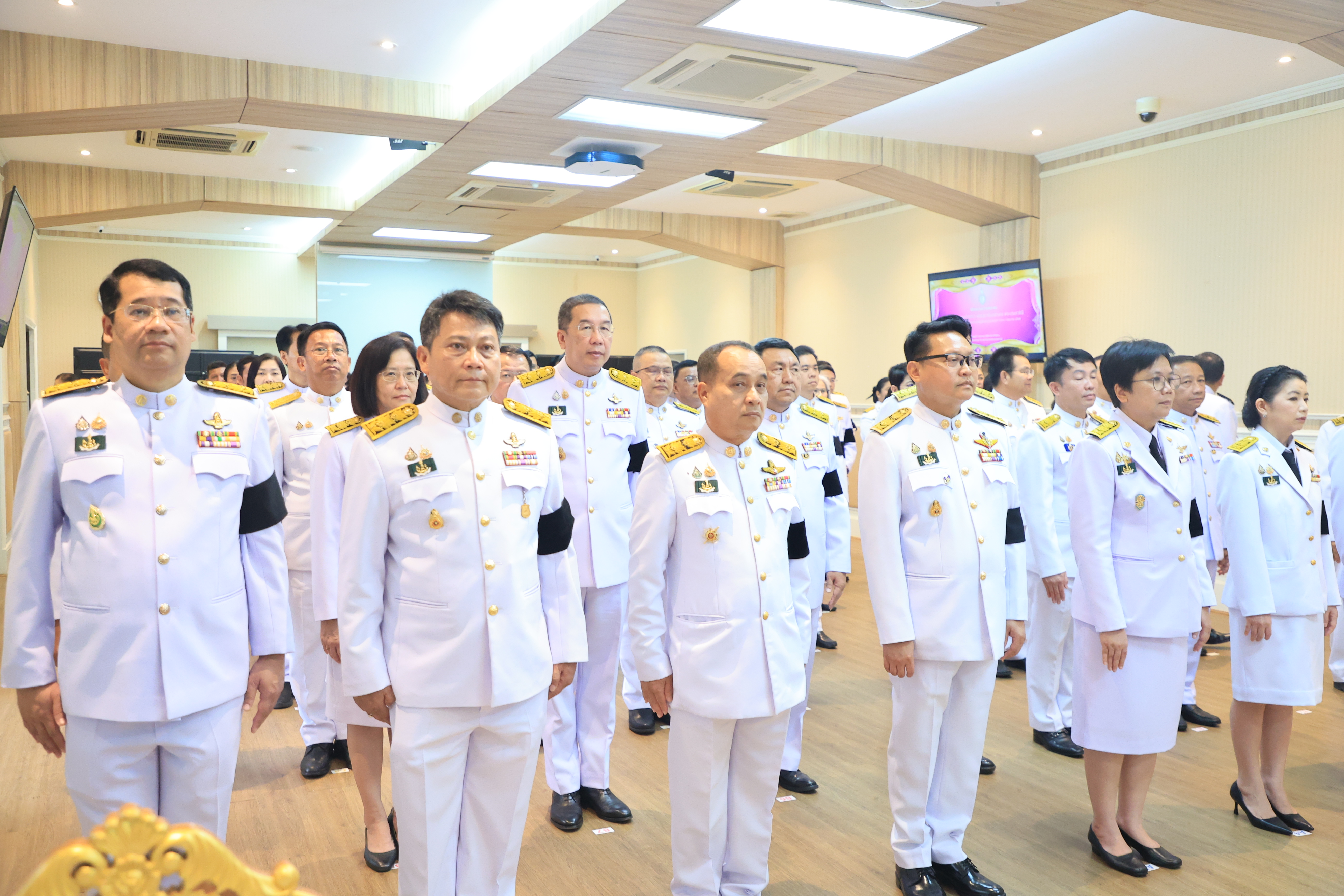 title - เลขาธิการ ส.ป.ก. ลงนามถวายพระพร สมเด็จพระนางเจ้าฯ พระบรมราชินี เนื่องในโอกาสวันเฉลิมพระชนมพรรษา 48 พรรษา 3 มิถุนายน 2568 ณ กระทรวงเกษตรและสหกรณ์